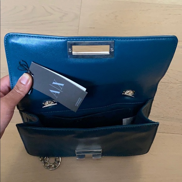Armaani Exchange Crossbody bag Brand New - Picture 4 of 5